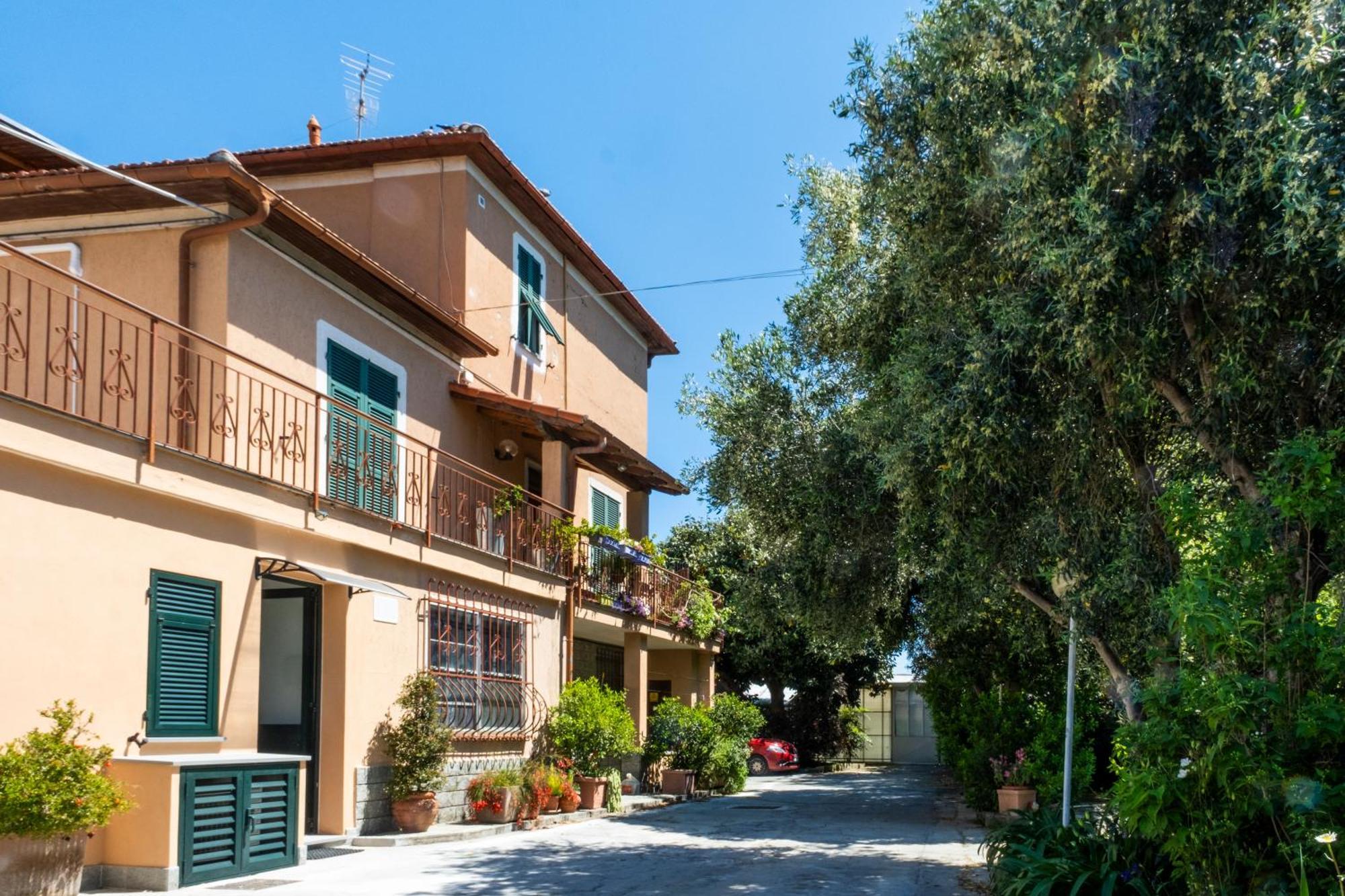 Agriturismo Giorgi Appartamenti In Riviera Ligure Albenga Exteriér fotografie