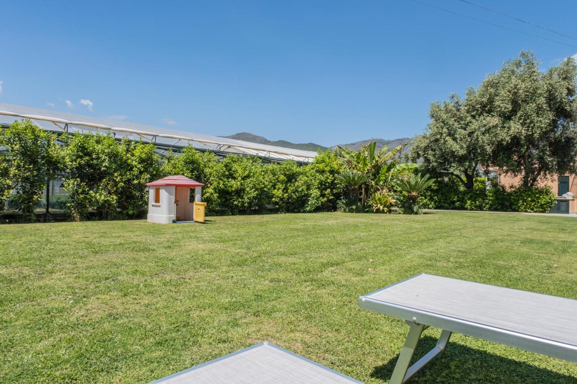 Agriturismo Giorgi Appartamenti In Riviera Ligure Albenga Exteriér fotografie